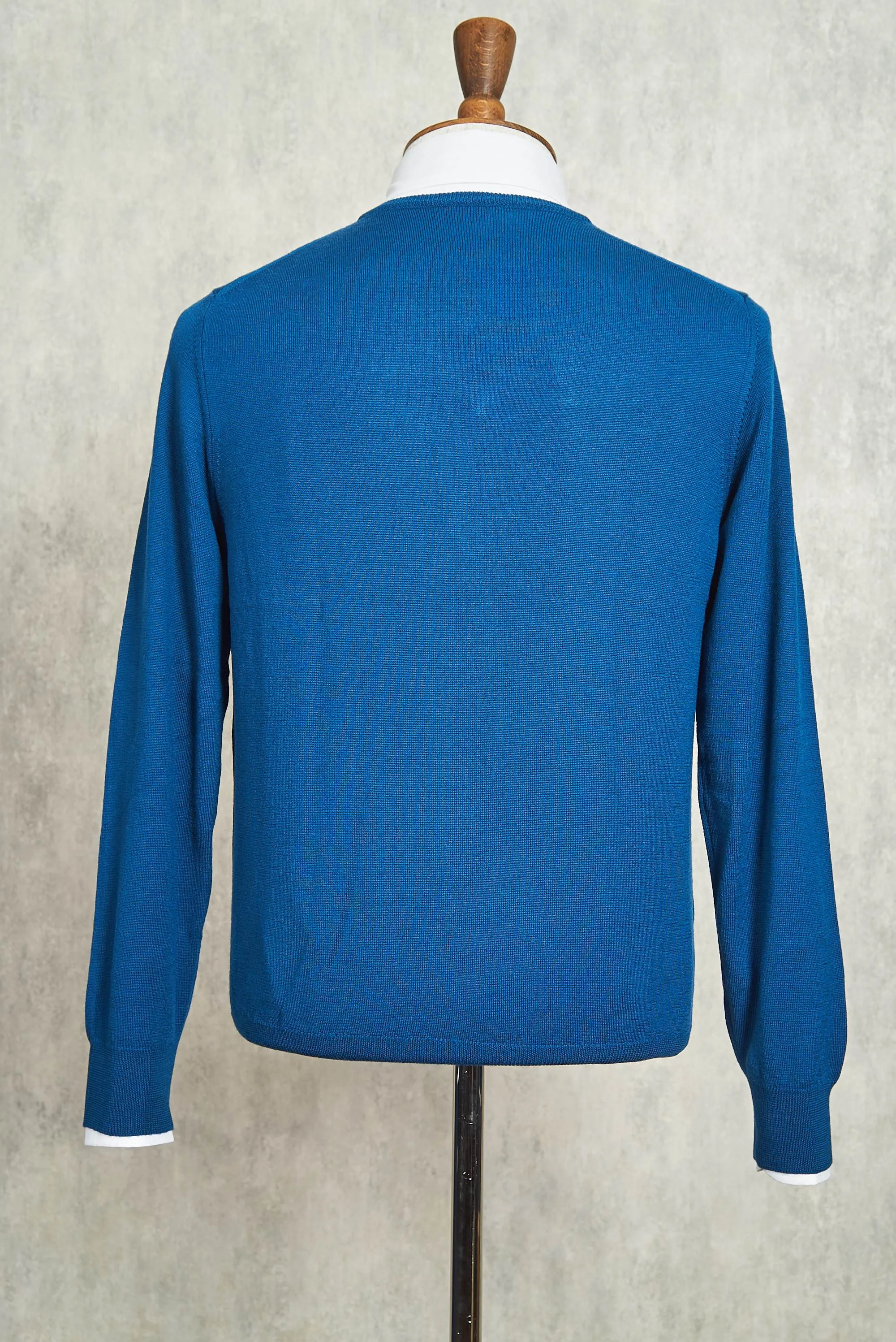 Ascot Chang Blue Extra-Fine Merino Wool V-Neck Sweater