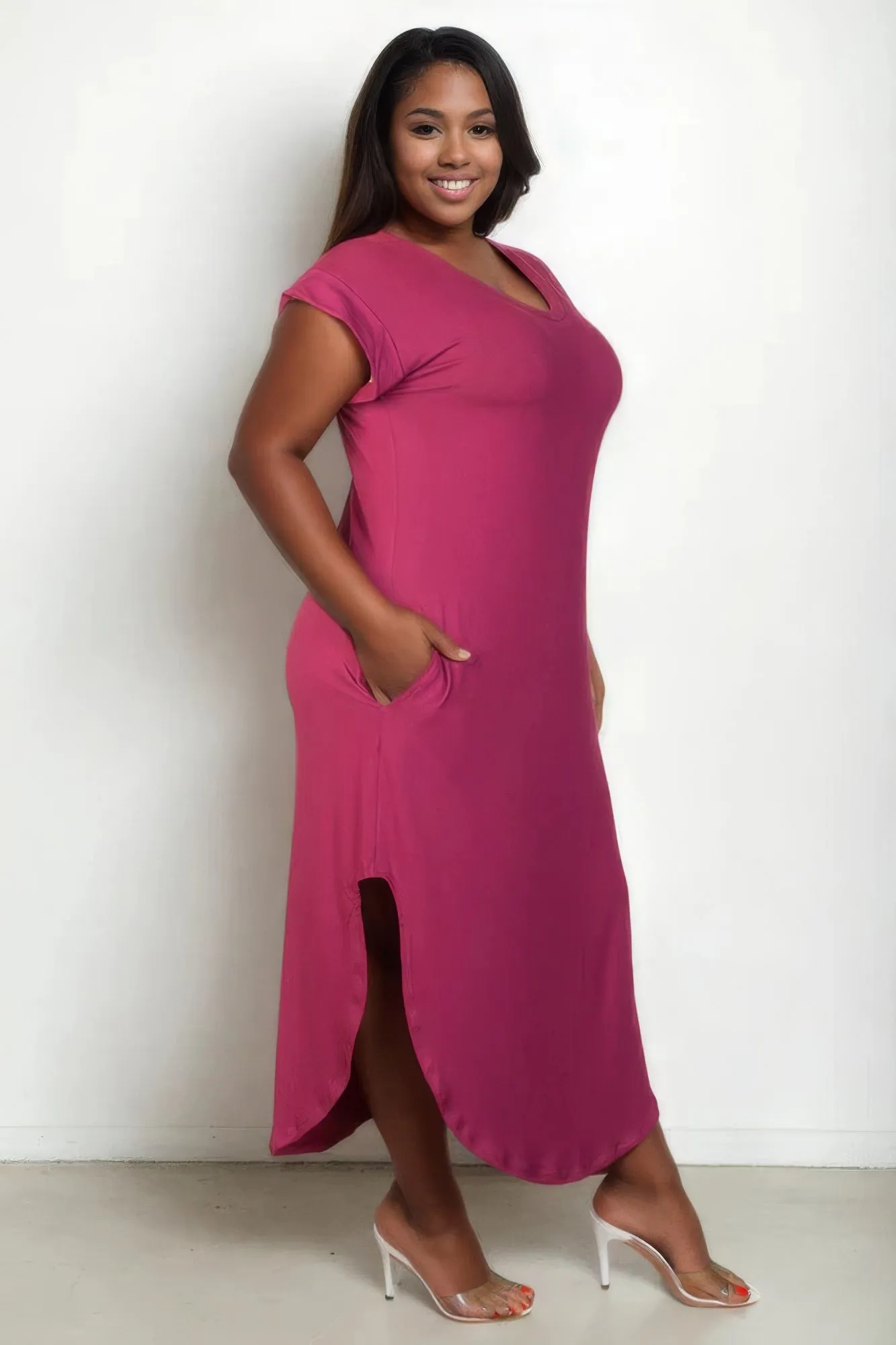 Chic Plus Size V Neck Maxi Dress with Batwing Sleeves