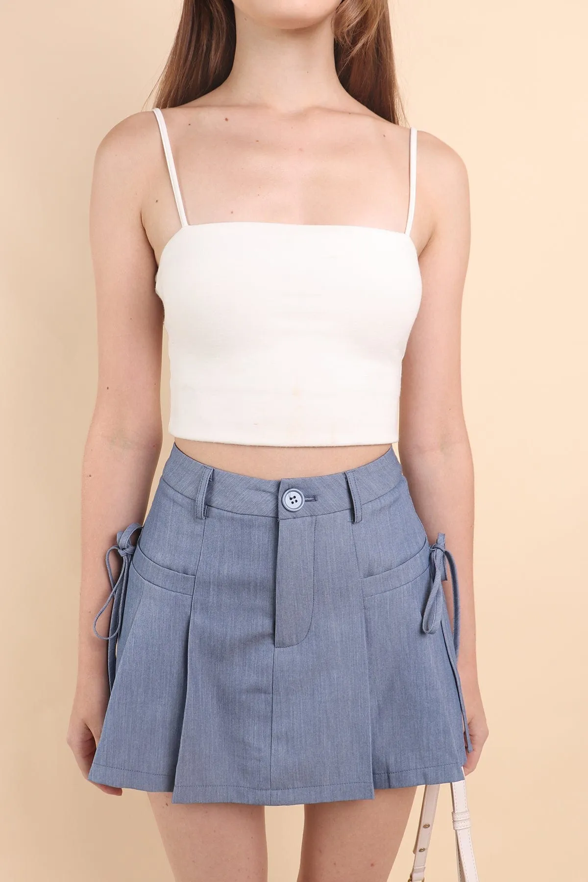 CLARE PLEATED TIE-KNOT SKORTS IN BLUE