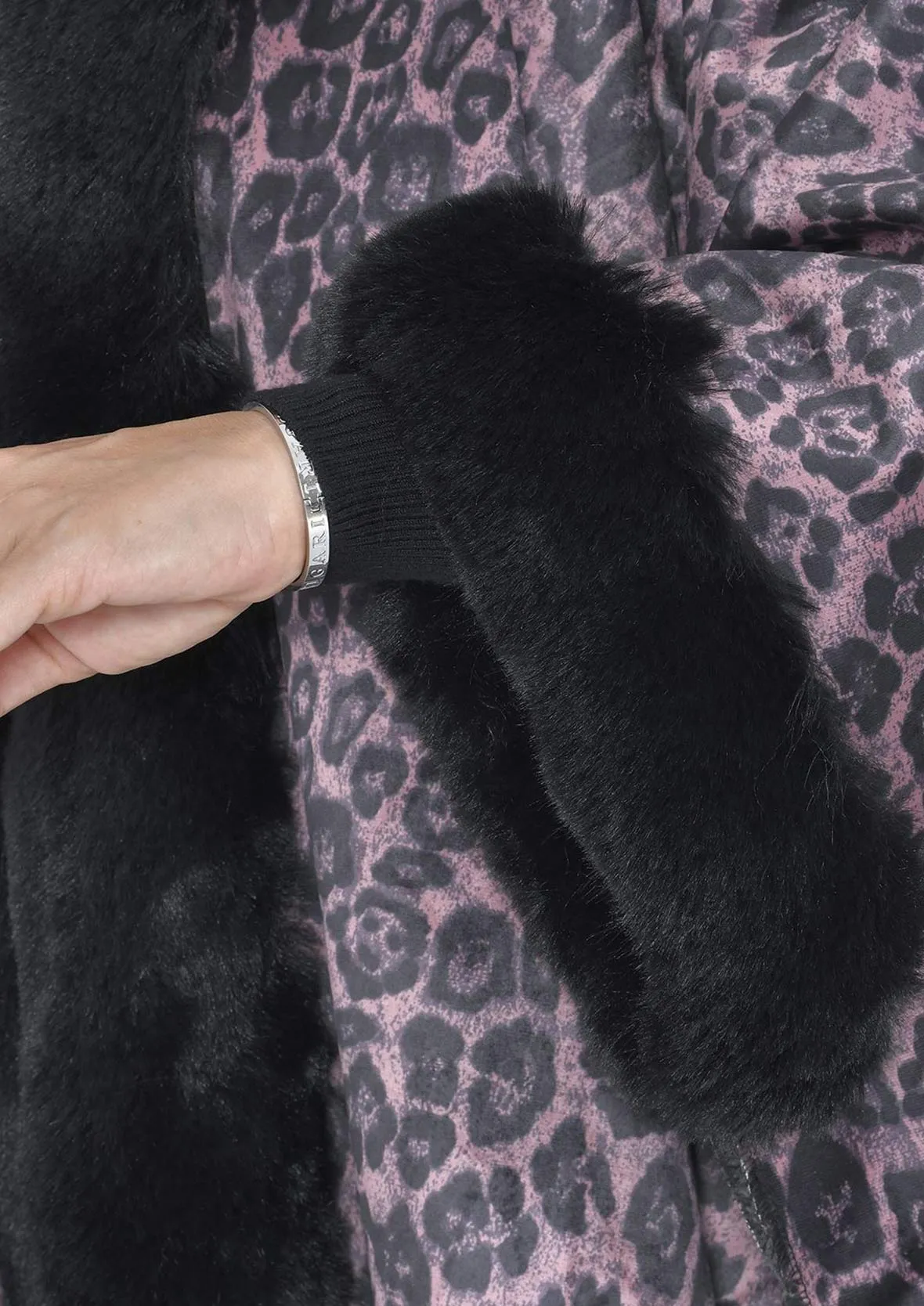 Double Knit Faux Fur Leopard Kimono